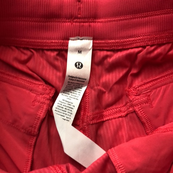 NWT Lululemon Dance Studio Relaxed Fit MR Cargo Jogger Size Medium in Glaze Pink - Picture 6 of 9